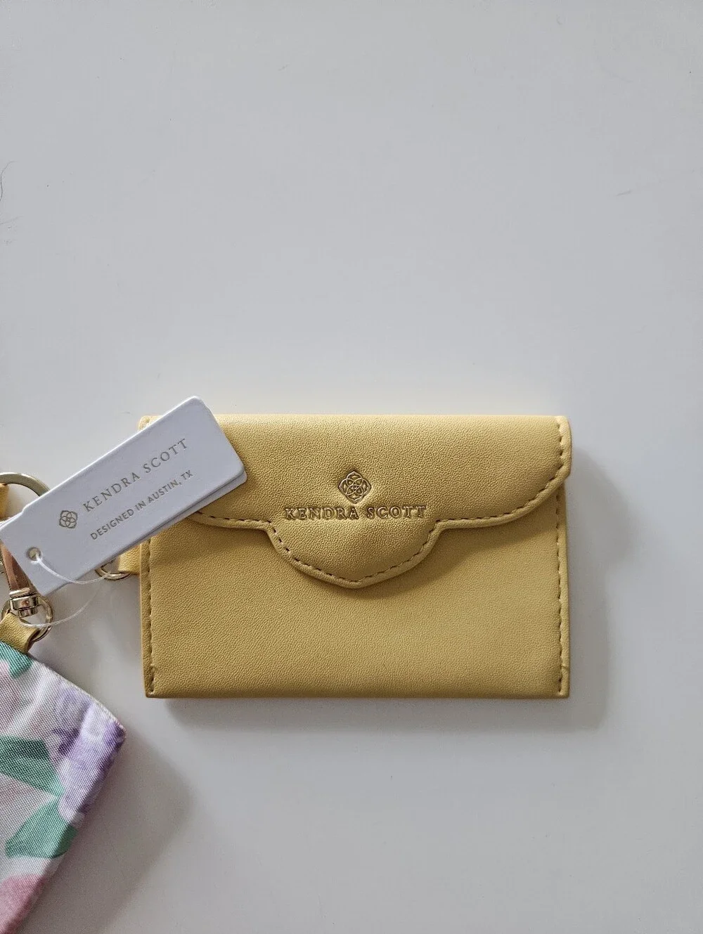 NWT Kendra Scott Floral Dual Wallet Wristlet Keychain